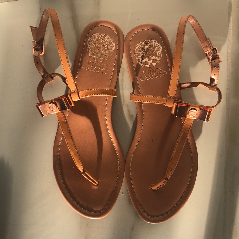 Vince Camuto Tan Patten Leather Sandal. Rose gold buckle and bow. 7.5 women’s